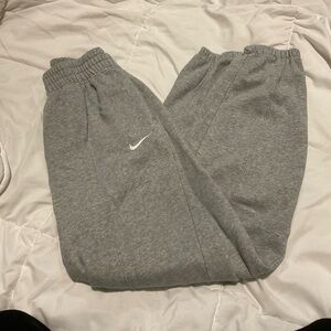 Nike  Gray Sweatpants